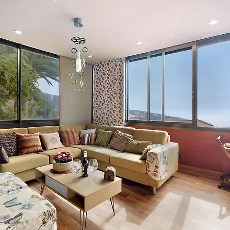 Palmeras, Un Remanso De Paz * 坎德拉里亚